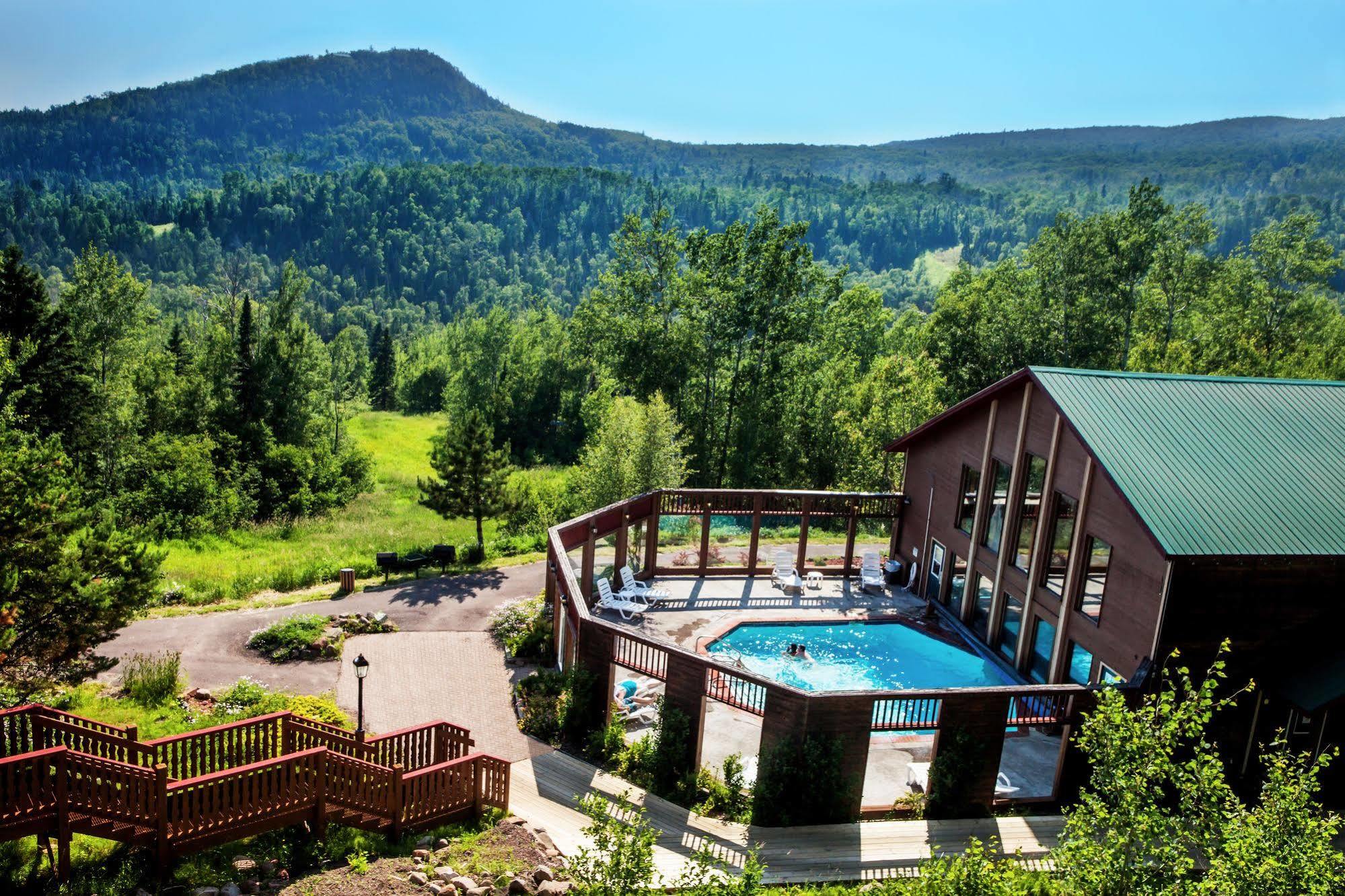 Eagle Ridge Resort At Lutsen Mountains Exterior photo